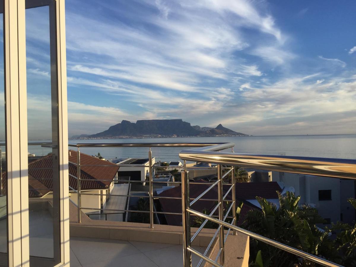 Gull On The Bay Boutique Guest House Bloubergstrand Exterior foto