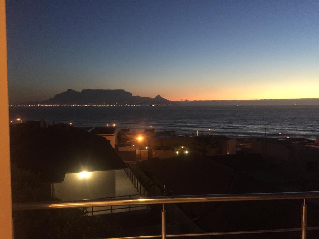 Gull On The Bay Boutique Guest House Bloubergstrand Exterior foto